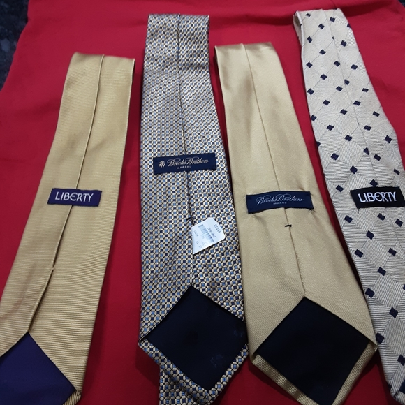 Four Gold ties one NWT - Picture 8 of 8